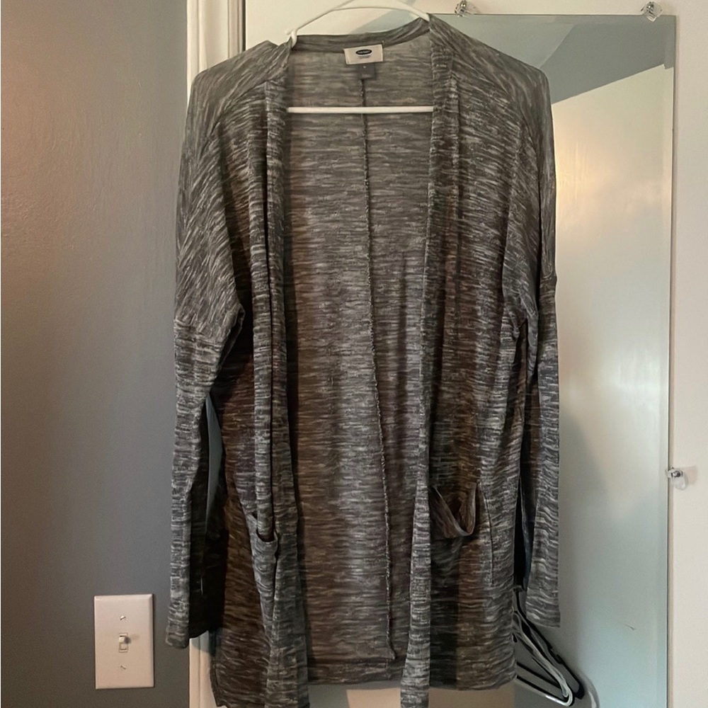 Old navy cardigan
